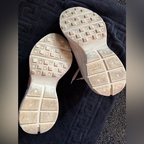 Gucci Rython Sneakers - Picture 9 of 11